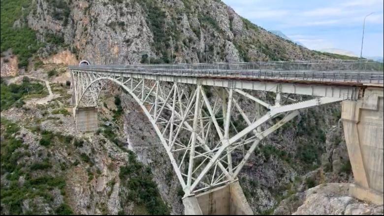 Dibër/ Po stërvitej me litar, 38-vjeçari bie nga Ura e Vashës dhe mbytet në lumin Mat, vijojnë kërkimet për gjetjen e trupit