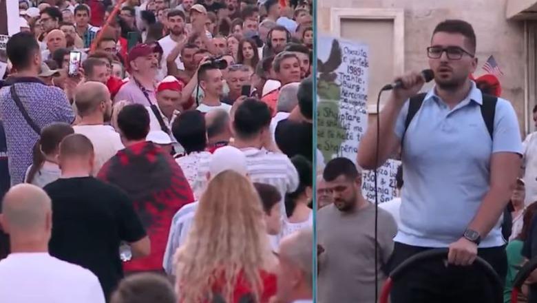 Protestuesi thirrje pensionistëve nga tubimi: Mos u gënjeni me 50 mijë lekë, mos dilni kundra nesh!
