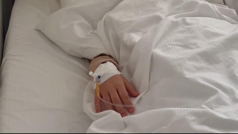  Fluks në Pediatrinë e Vlorës: 90 fëmijë kërkojnë ndihmë në 24 orë! Mjekja: Mos i ekspozoni në diell