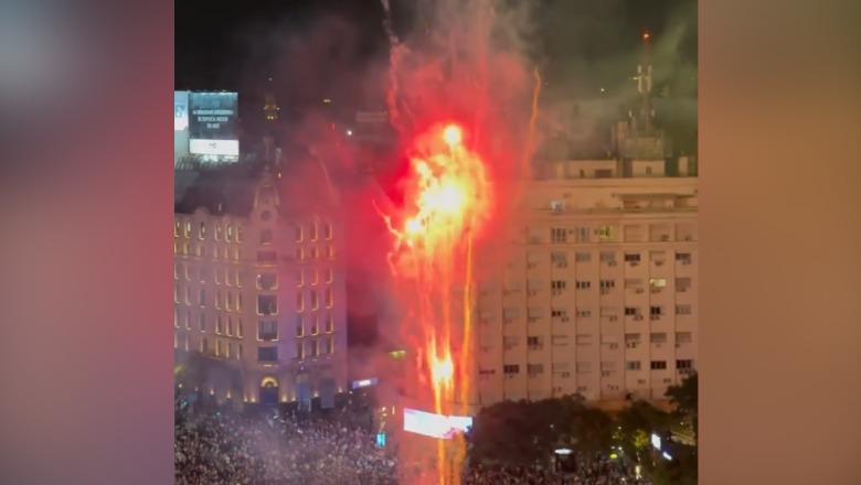 VIDEO/ Festë e madhe në Buenos Aires, tifozët e Argjentinës mbushin rrugët dhe sheshet pas fitores kundër Anglisë