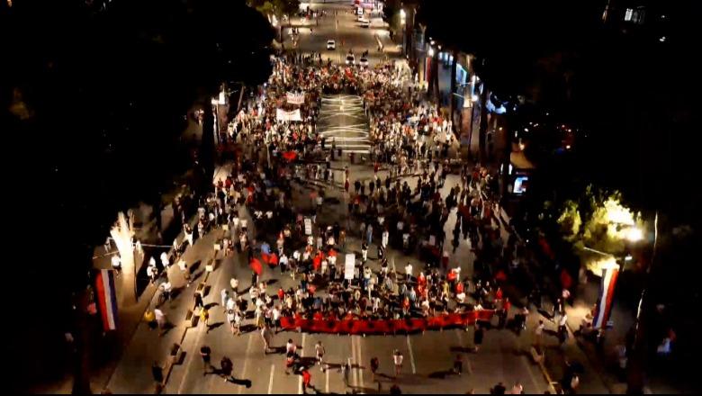Dita e 47-ë e tubimit në Tiranë, protestuesit thirrje për largimin e Ramës e Berishës!