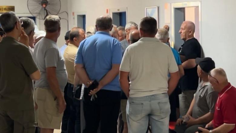 Fier, shtohen rastet e sëmundjeve të lëkurës, dermatologu: Melanoma prek edhe të rinjtë! Mbrohuni nga dielli