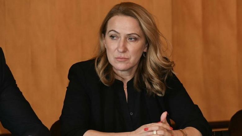 Pas non gratës, në Prishtinë duan arrestimin e Paunoviç! Ministrja serbe: Spastrimi, jo vrasje por largim vullnetar
