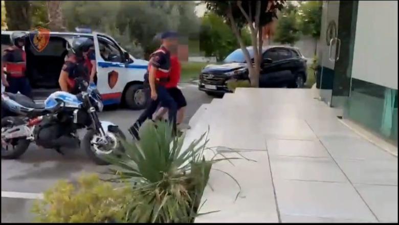 Vodhi 100 000 lekë në një biznes në Durrës, arrestohet 37-vjeçari