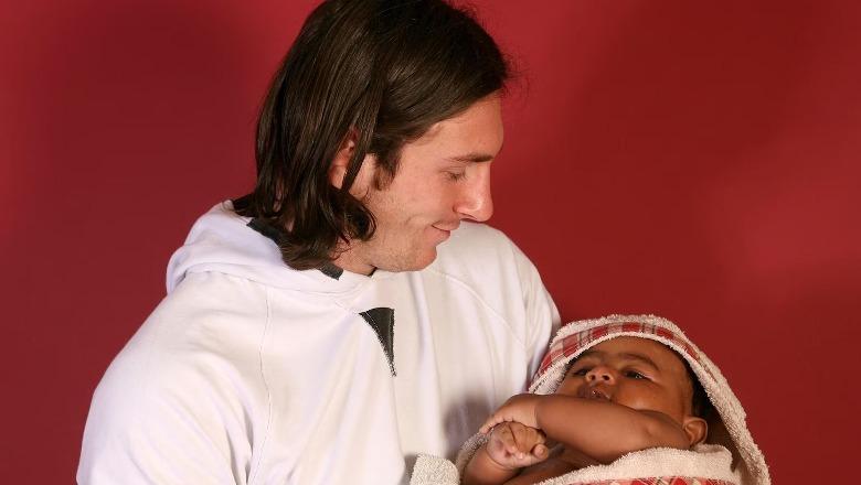 VIDEO/ Fotoja me foshnjën Lamine Yamal, Messi: Një çmenduri, s'do lejoj që ai të fitojë Botërorin