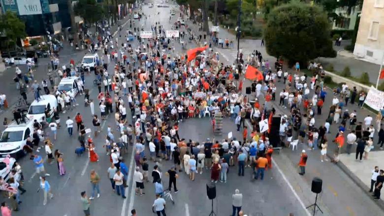 Ilir Yzeiri: Festivali i denoncimeve shpëton vetëm socializmin