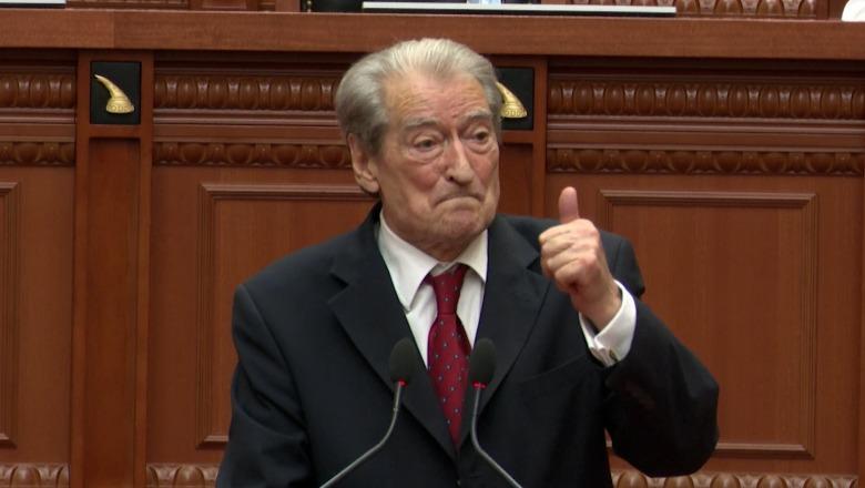 Territorialja, Berisha i përgjigjet Ballës: Me draftin tuaj, synoni të zhdukni 20 bashki