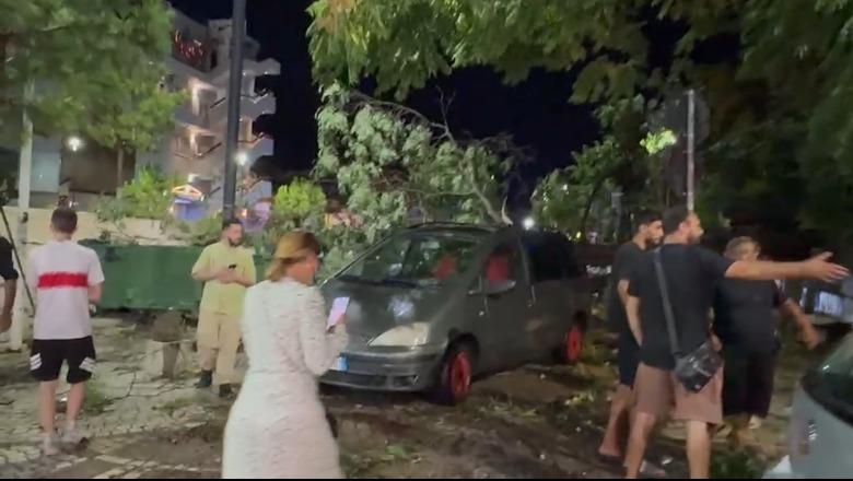 Stuhia e furishme në Sarandë, 3 persona përfundojnë në spital! Motoçiklisti goditet nga degët e një peme