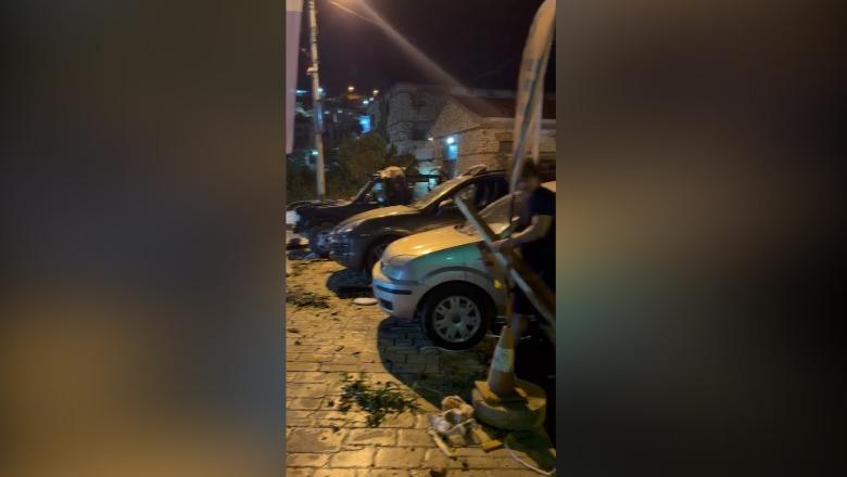 Stuhia e furishme në Sarandë, 3 persona përfundojnë në spital! Motoçiklisti goditet nga degët e një peme