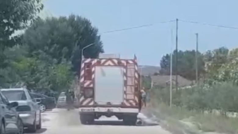 Banesa merr flakë në Kuçovë, komshinjtë shpëtojnë 90 vjeçaren që jetonte e vetme, fqinji tregon çastet e para