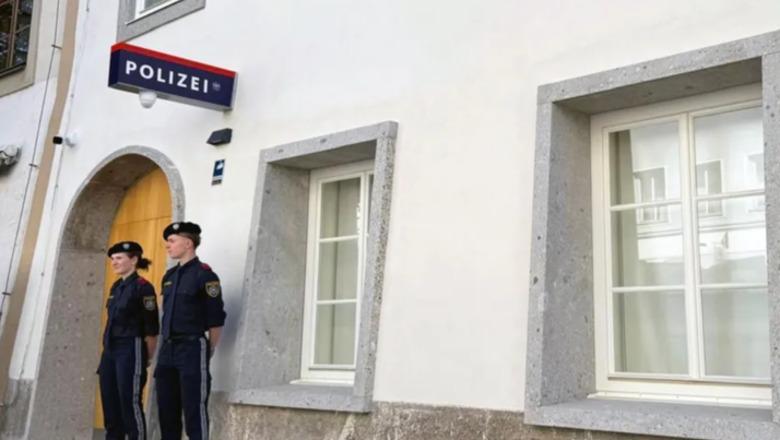 Stacion policie në shtëpinë ku lindi Hitleri, Austria kërkon të mbajë larg ndërtesës neonazistët