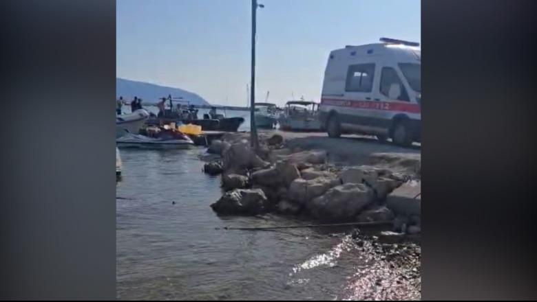 Vlorë, pushuesi dëmtohet nga helika e skafit! Dyshohet se ka pësuar prerje në këmbë