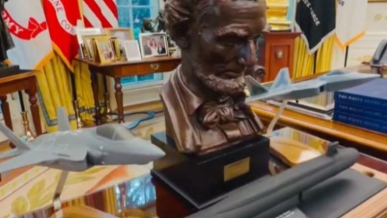 Trump dhe obsesioni për avionët, Zyra Ovale e mbushur me modele avionësh: ‘Duket si një muze me shije të rëndomtë’
