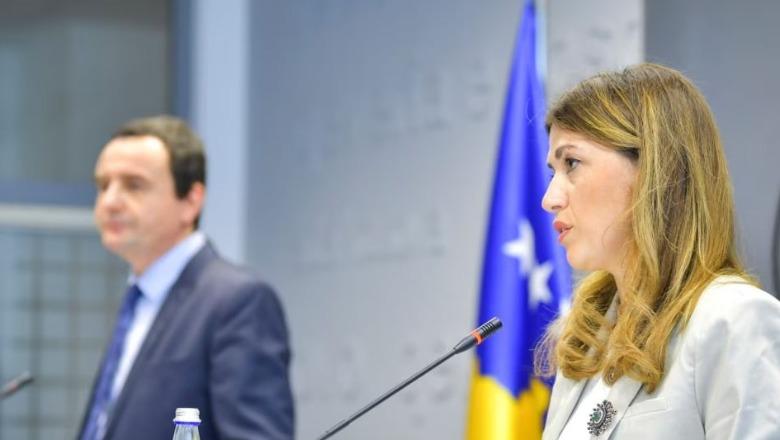 Kosovë/ Gjyqtarët serbë që dhanë dorëheqjen kërkojnë rikthimin, Kurti dhe Haxhiu i bëjnë thirrje Këshillit Gjyqësor t'i lirojë nga detyra