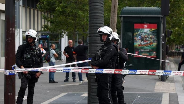 Sulm me thikë në Paris, tre gra plagosen, njëra shtatzënë, arrestohet 31-vjeçari: Allahu më urdhëroi ta bëj këtë