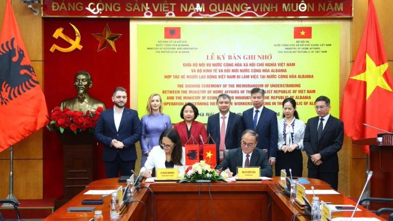 Nënshkruhet Memorandumi i Mirëkuptimit për bashkëpunimin në fushën e punësimit me Vietnamin