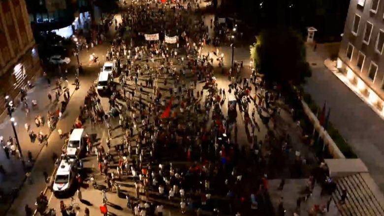 DRON/ Protesta në ditën e 60-të, ja pjesëmarrja në orën 21:15