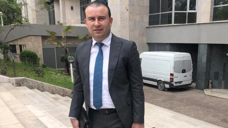 Ylli Pjetërnikaj hyn në garë për Prokuror të Përgjithshëm, dorëzon kandidaturën në KLP