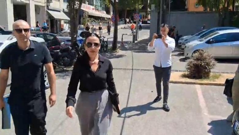 Belinda Balluku mbërrin në SPAK
