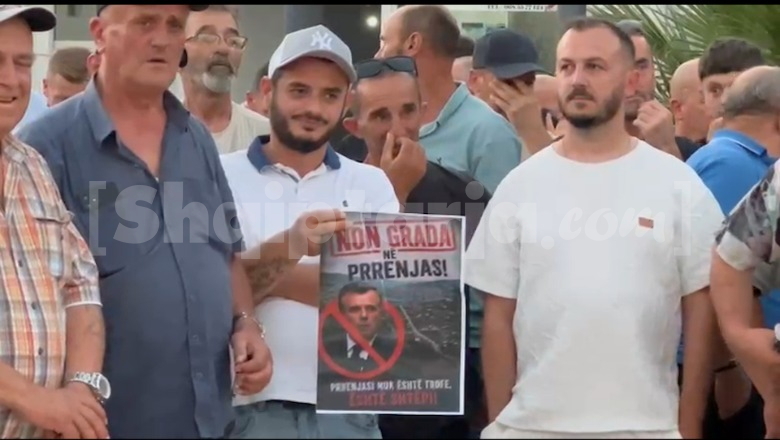 Reforma Territoriale/ Prrenjasi vijon protestën kundër bashkimit me Bashkinë Librazhd