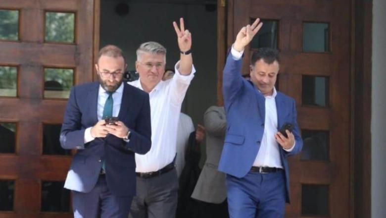 Ylli Pata: Gazi i Bardhit për flamingot socialiste të Poliçanit