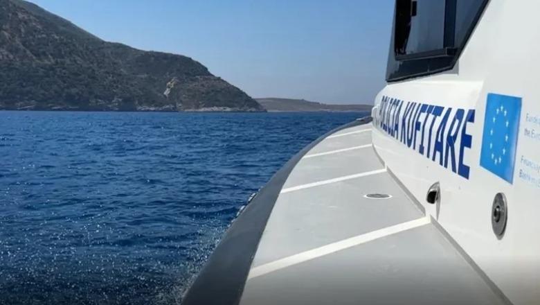 Policia forcon kontrollet në Gjirin e Vlorës, 32 mjete të bllokuara dhe dy gjoba nga 500 mijë lekë gjatë korrikut