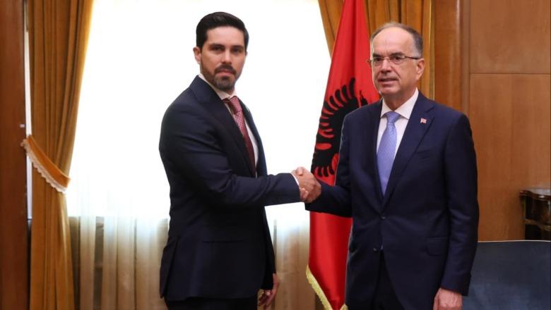 Begaj pret ambasadorin e Ekuadorit, vlerëson bashkëpunimin dhe kërkon njohjen e Kosovës