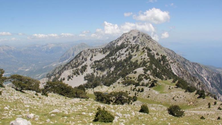 Dy turistë gjermanë lëshojnë sinjalin SOS në malin e Çikës, forcat e shpëtimit nisen për t'i ndihmuar