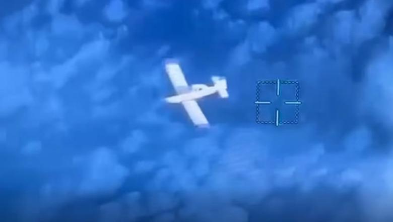 Mes flakëve në Mallakastër, avioni ‘Air Tractor’ ben testin e parë! Edhe 2 avionë të tjerë pritet t’i bashkohen forcave zjarrfikëse