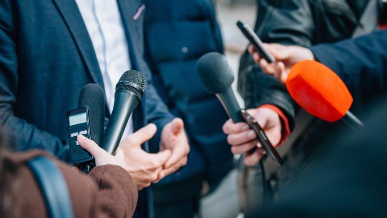 GJKKO censuron mediat, Federata Evropiane e Gazetarëve për Report Tv: E papranueshme, cenon lirinë e shtypit! Nëse nuk tërhiqen, ankohemi në KiE