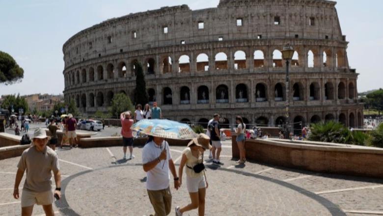 Italia përvëlohet nga i nxehti, alarm i kuq në 27 qytete! Raportohen 3 viktima të dyshuara nga temperaturat ekstreme