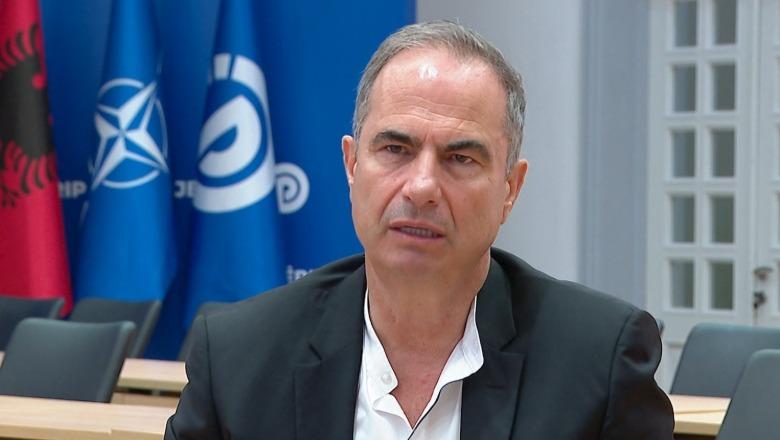 Propozimi i PS për ‘Territorialen’, PD: Harta e re, elektorale! Do e ‘godasim’ në Kushtetuese!
