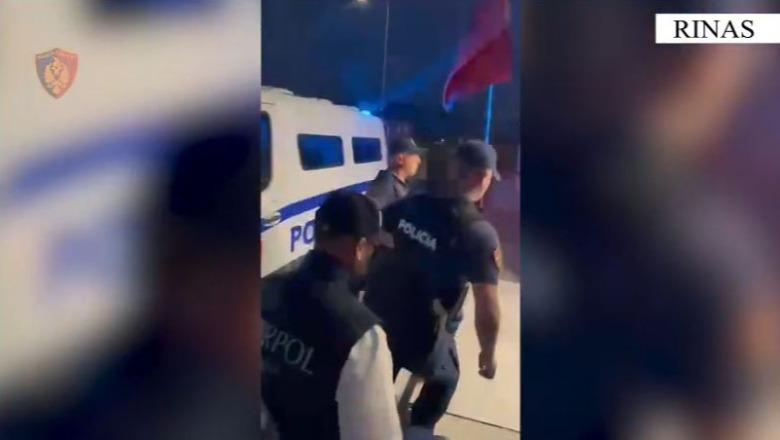 I akuzuar për tentativë vrasje e armëmbajtje pa leje, ekstradohet nga Italia drejt Tiranës 38-vjeçari! Në 2013 kishte vrarë biznesmenin e kromit