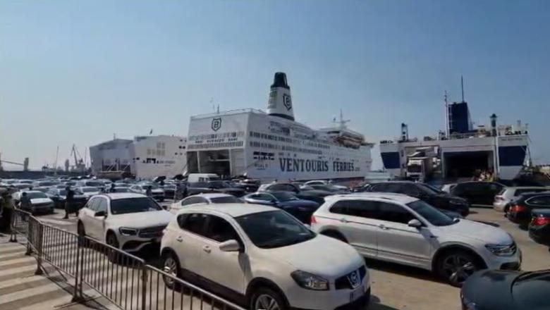 Në 7 muajt e parë të këtij viti, rreth 350 mijë pasagjerë kanë udhëtuar përmes Portit të Durrësit! Vetëm gjatë korrikut, rreth 113 mijë persona