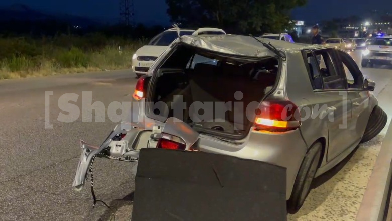Përplasen tre makina në rrugën Gjirokastër-Tepelenë, aksidenti krijon radhë automjetesh