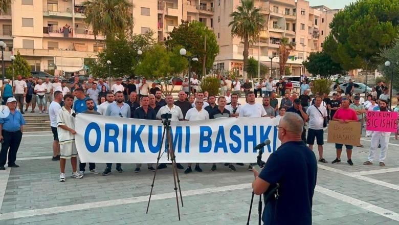 Banorët e Orikumit protestë, kërkojnë statusin e bashkisë! Meta: I mbështes plotësisht, dështim total shkrirja me Vlorën!