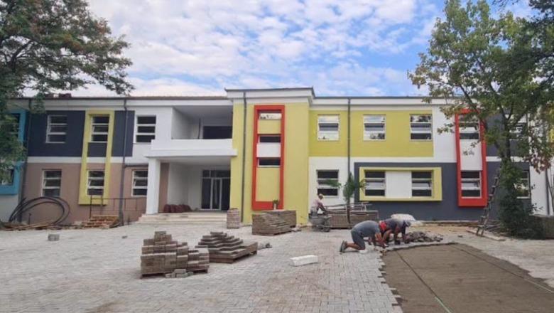 Klasa të reja, laboratorë dhe terrene sportive, si po transformohet shkolla 'Mehmet Bajraktari' në Cërrik