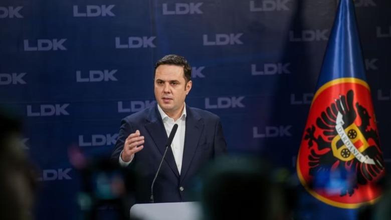 LDK tërhiqet nga marrëveshja me Kurtin, Abdixhiku: Le t’i mbajë të gjitha Vetëvendosje, s'do të jemi dekor i pushtetit