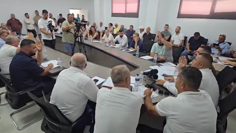 ‘Territorialja’, Selenica i thotë ‘jo’ edhe në këshill bashkimit me Vlorën! Bellaj: Shkrirja dëmton përfaqësimin dhe zhvillimin