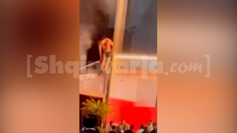 Zjarri në hotelin në Vlorë, Report Tv siguron momentin kur pushuesit hidhen nga ballkoni për të shpëtuar (VIDEO)