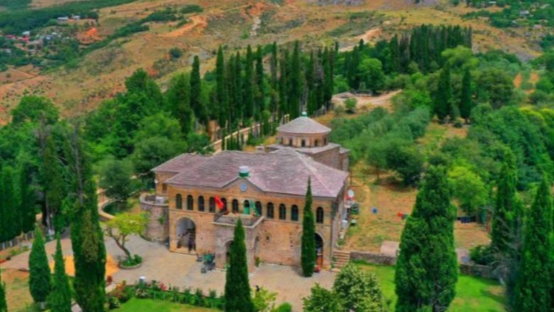 Rama publikon guidën turistike për Nepravishtën, 8 arsye pse duhet vizituar fshati i Libohovës