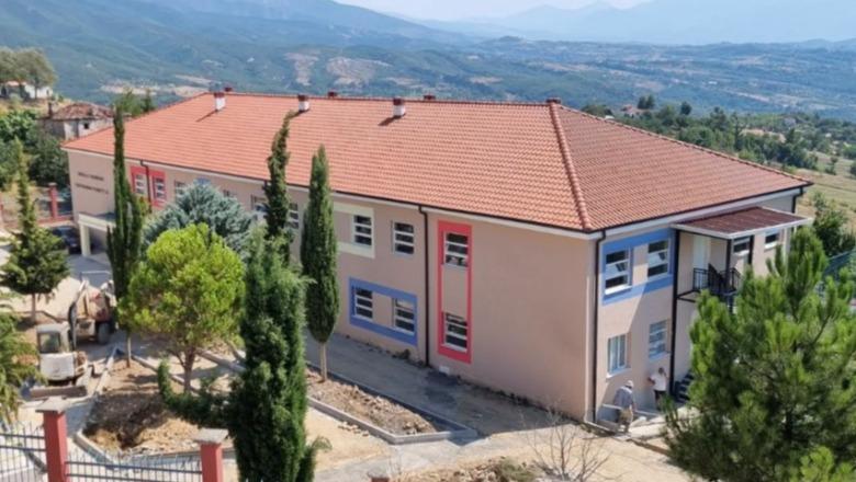 Shkolla 'Abdyrrahman Përmeti' në Lis të Matit po bëhet gati për nxënësit me ambiente moderne, Rama ndan pamjet