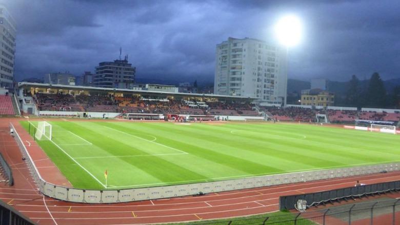 Qipro/ Erdhi në Elbasan të shihte ndeshjen, babai lë vetëm të bijën 11-vjeçare në shtëpi! E marrin nën kujdes shërbimet sociale