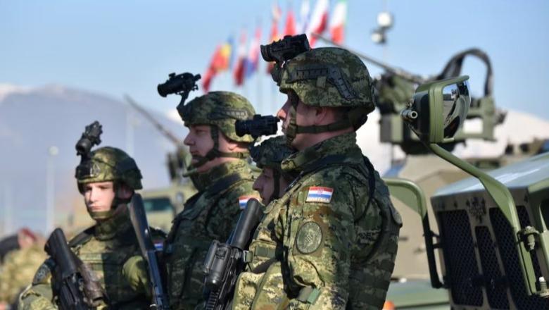 Kroacia ngre aktakuzë për spiunazh ndaj pilotit kroat që shërbeu në KFOR dhe partneres së tij serbe