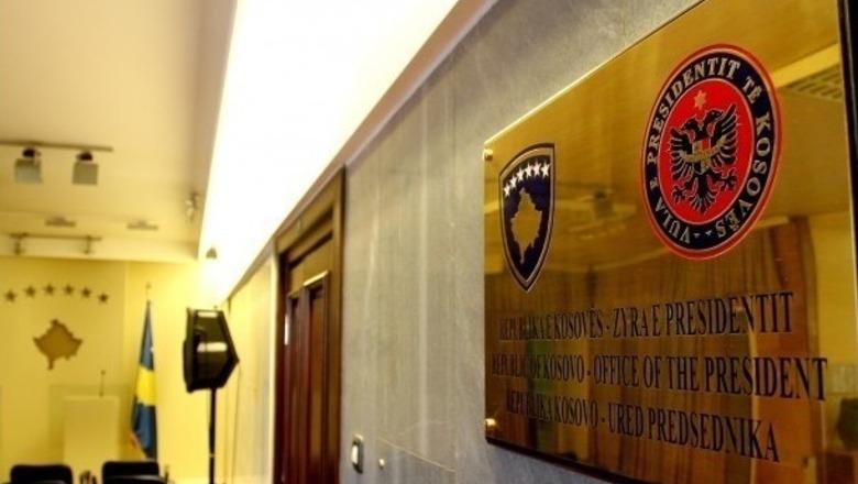 Kur përfundon mandati i ushtruesit të detyrës së Presidentit të Kosovës? Juristët në Prishtinë ndahen në dysh