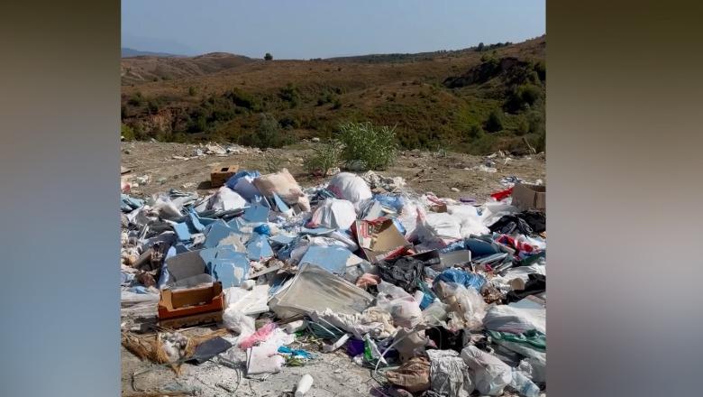 Balla nxjerr pamje nga një vendgrumbullim mbetjesh në Spille: Bashkia Kavajë nuk merret me pastrimin! Do ndërhyjmë vetë, s’do presim Fisnikun