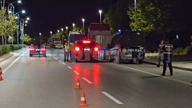 Policia ‘blindon’ Vlorën, kontrolle në automjetet që hyjnë e dalin nga qyteti! Në fokus identifikimi i personave me precedentë kriminalë