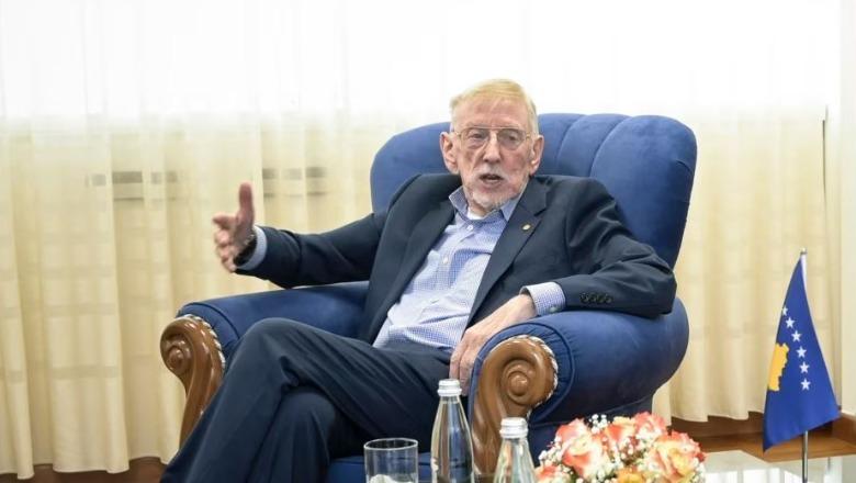 Walker paralajmëron: Nëse partitë nuk bashkohen për Presidentin, do të ketë thellim të përçarjes në Kosovë