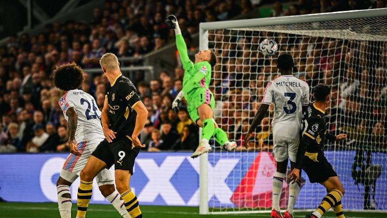 GOLAT/ 'Përbindëshi' Erling Haaland, Manchester City fiton 1-4 në fushën e Crystal Palace