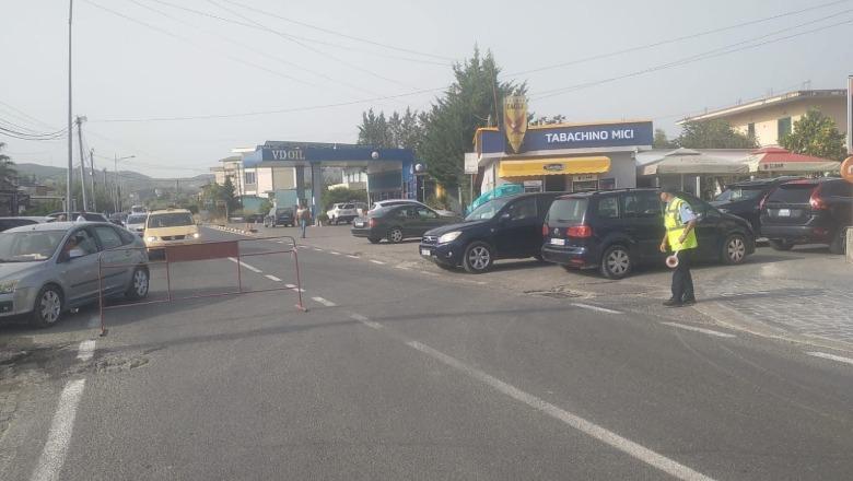 Bllokohet sërish aksi Elbasan-Cërrik! Punime në kanalin 'Naum Panxhi', devijohet qarkullimi